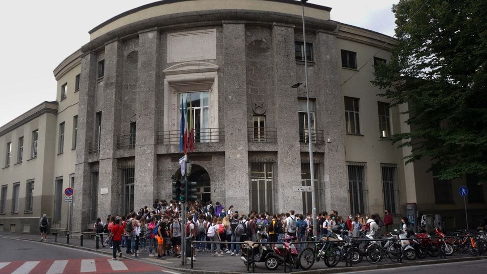 Il liceo Scientifico Lussana: nasce l’associazione «Alumni»