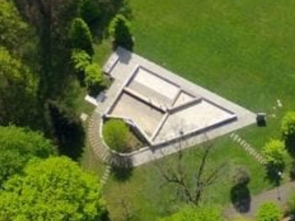 La Fontana delle Rogge all’interno del parco Suardi a Bergamo, sarà oggetto di restauro  e il 24 e 25 febbraio il parco sarà chiuso al pubblico