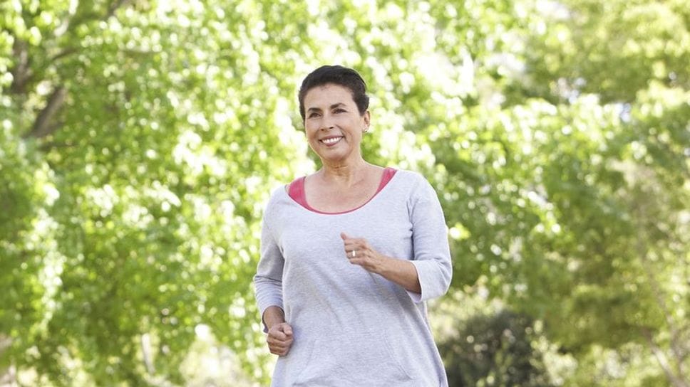 Fare movimento durante la menopausa porta grandi benefici