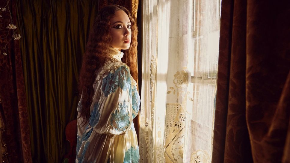 Laufey incanta Bergamo: l’11 marzo l’unica data italiana alla ChorusLife Arena