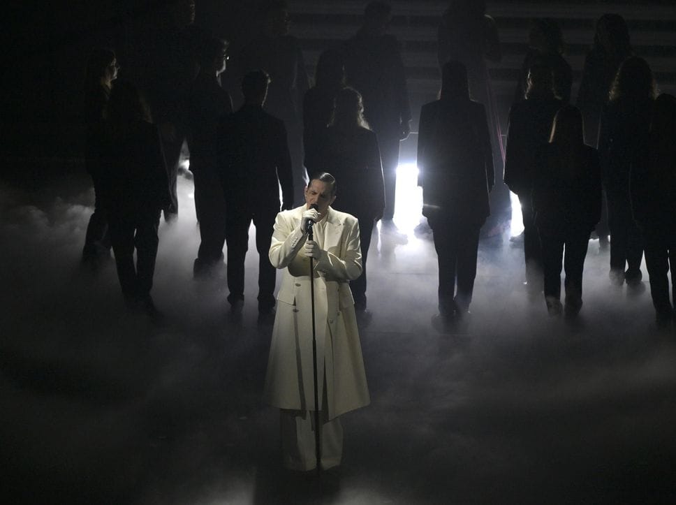 Laura e l’omaggio alle vittime di Cras-Montana