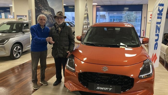 Gioco de L’Eco, la grande gioia di Mario: «Fedele lettore, premiato con un’auto» Gioco de L’Eco, la grande gioia di Mario: «Fedele lettore, premiato con un’auto»