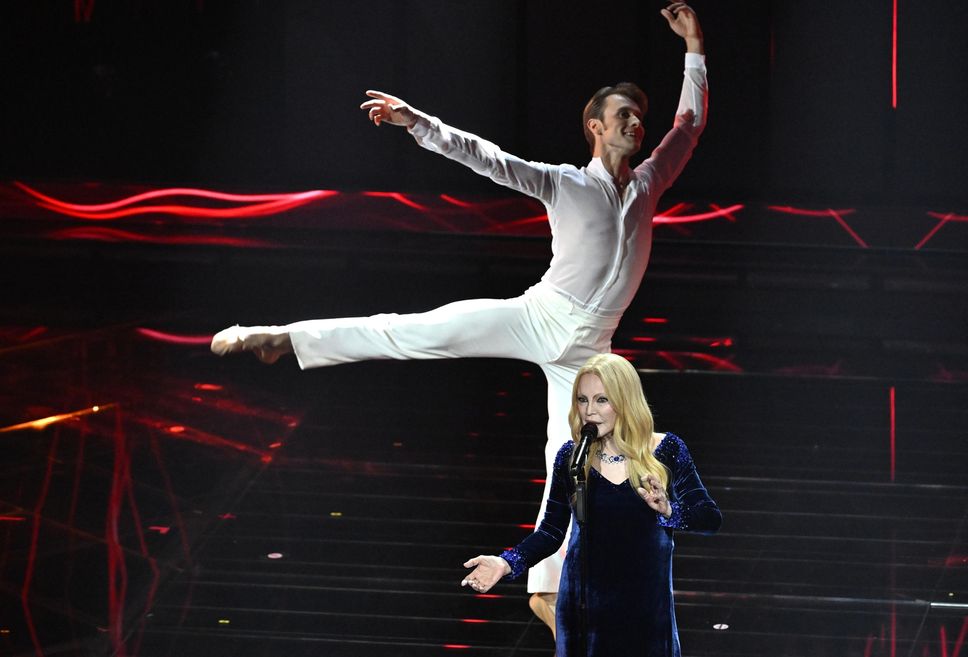 Patty Pravo con il ballerino Timofej Andrijashenko