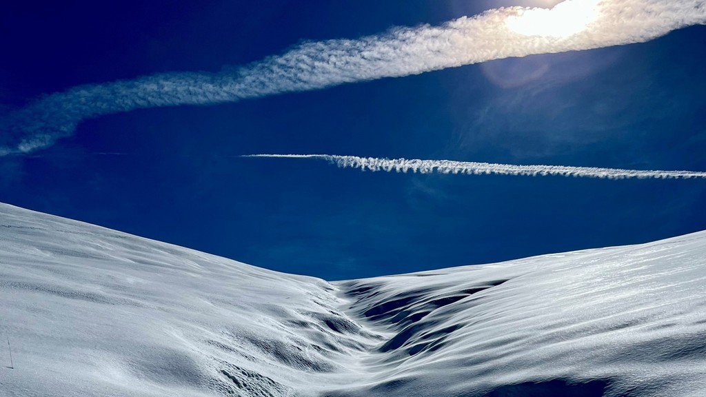 Tra il bianco e il blu