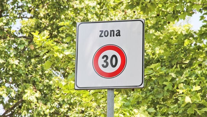 zone 30 pi249 estese in sei quartieri coinvolte 115 strade da Ecodibergamo.it zone 30 pi249 estese in sei quartieri coinvolte 115 strade