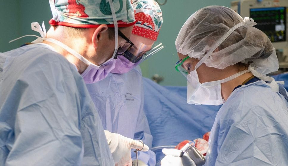 Negli interventi chirurgici rilevante anche il ruolo dell’anestesista