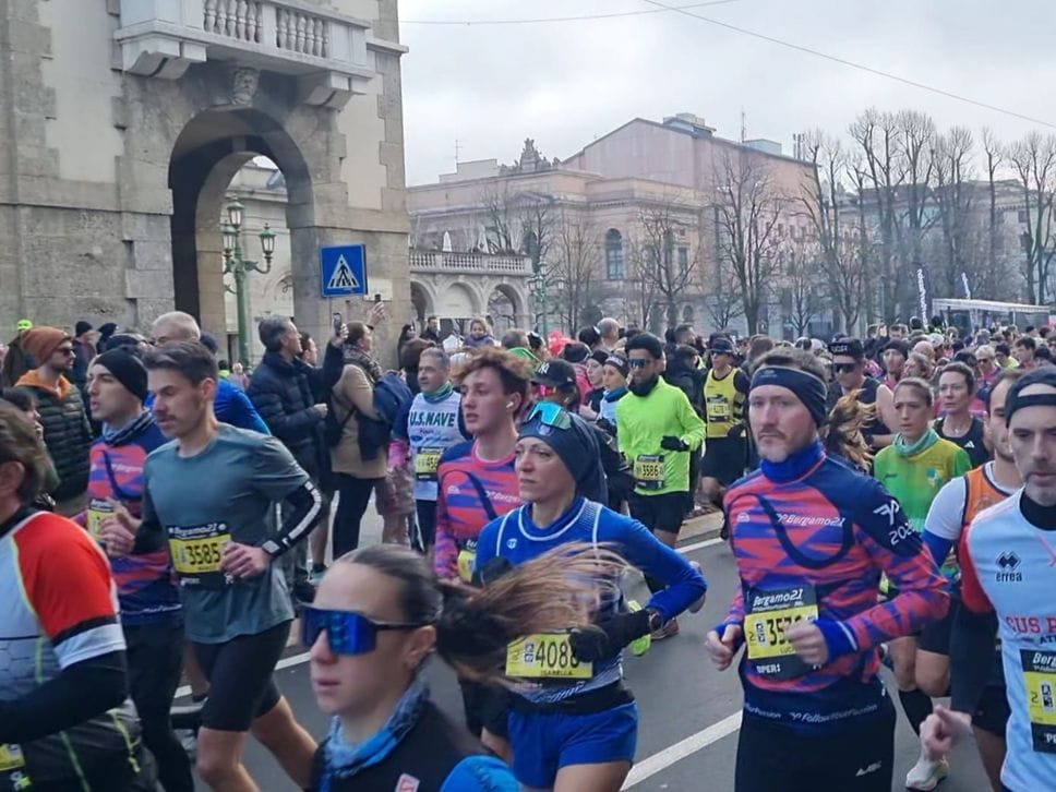 La carica dei runners a Bergamo