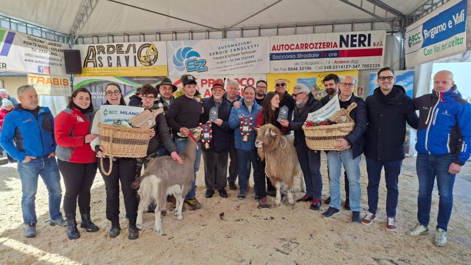 Foto di gruppo con i vincitori Sia e Zucco