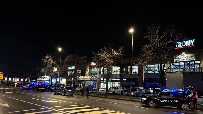 bassa bergamasca raffica di controlli dei carabinieri un arresto dopo un furto catturato un latitante