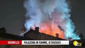 Incendio a Grumello: distrutta palazzina, evacuate otto persone