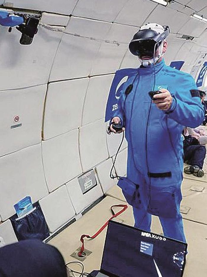 La tuta Mars Planet sviluppata con Punto Azzurro per Seriana space valley