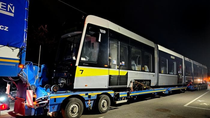 teb arrivato a bergamo il primo tram della linea t2 da Ecodibergamo.it teb arrivato a bergamo il primo tram della linea t2