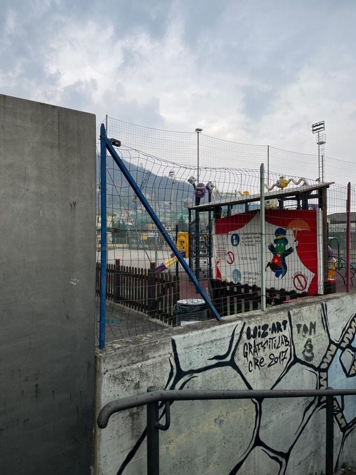 La recinzione dell’oratorio di Nembro scavalcata per rubare