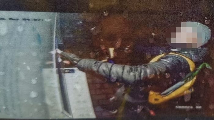 decine di raid nembro nella morsa del ladro con lo zainetto giallo