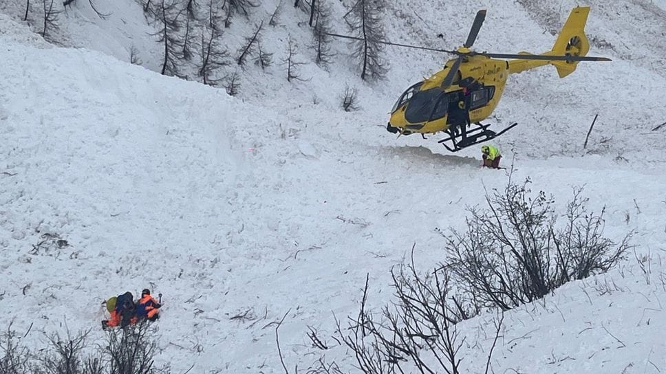 L’arrivo dell’elisoccorso a Foppolo