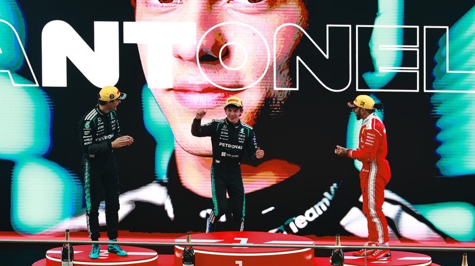 Andrea Kimi Antonelli sul podio