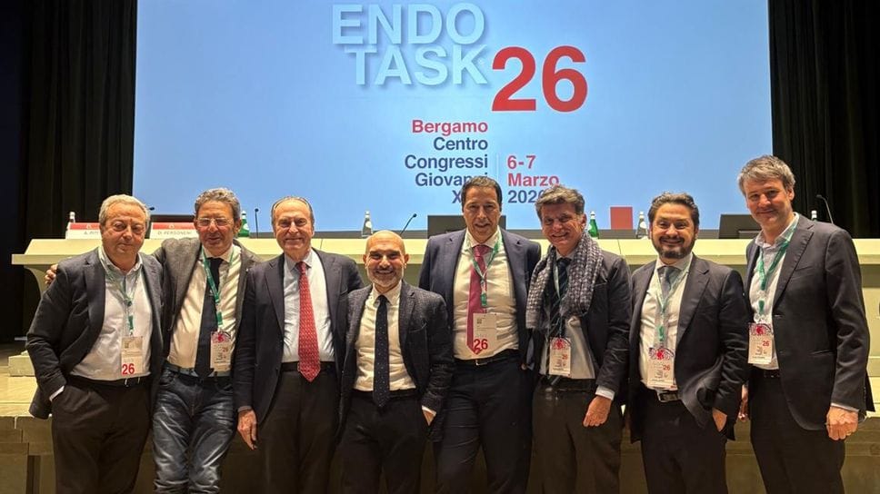 Il dottor Alfonso Agnino, al centro, con altri relatori del convegno