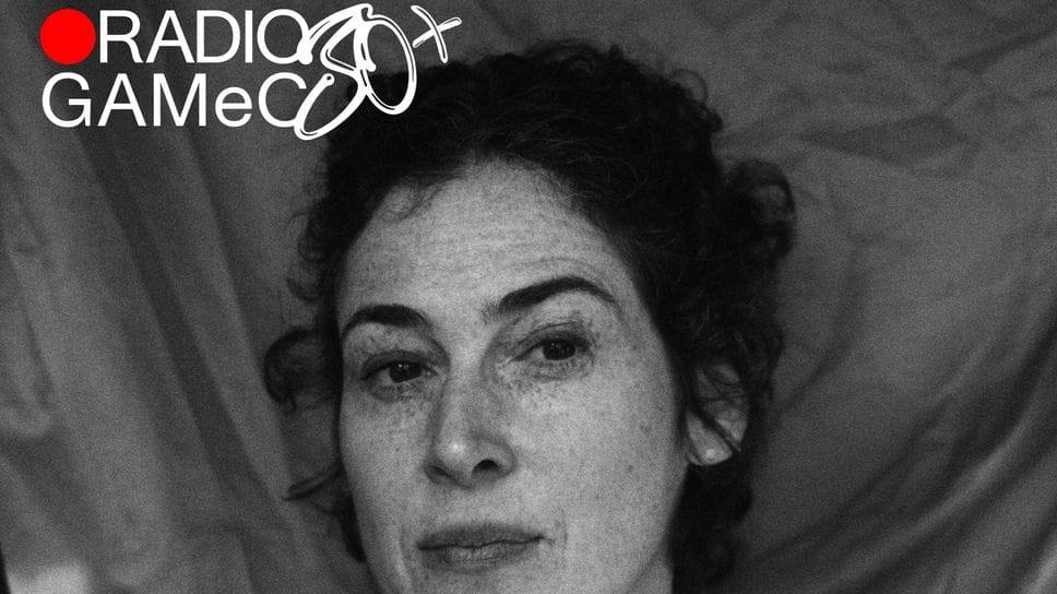 La pittrice e regista palestinese-britannica Rosalind Nashashibi, protagonista dell’ultima puntata della stagione di Radio Gamec30+, dedicata al conflitto di Gaza