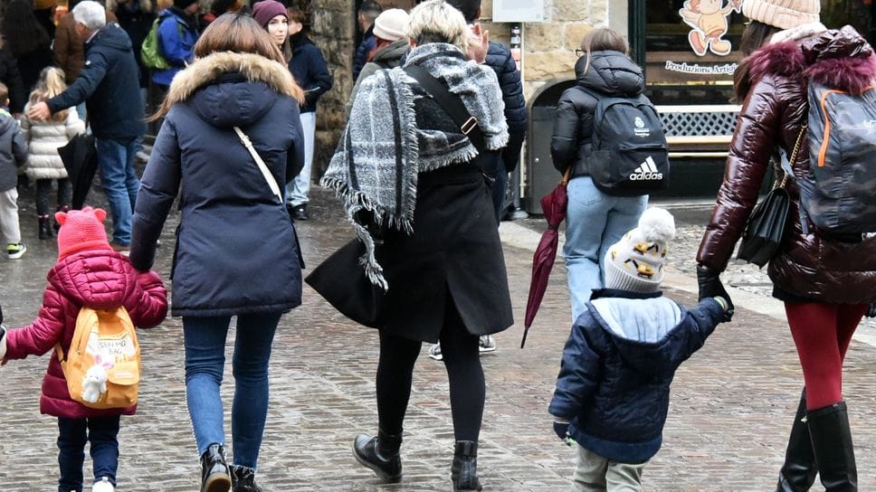Famiglie che passeggiano in Città Alta