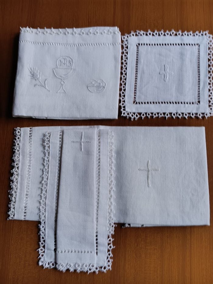 Alcuni ricami delle Sacramentine