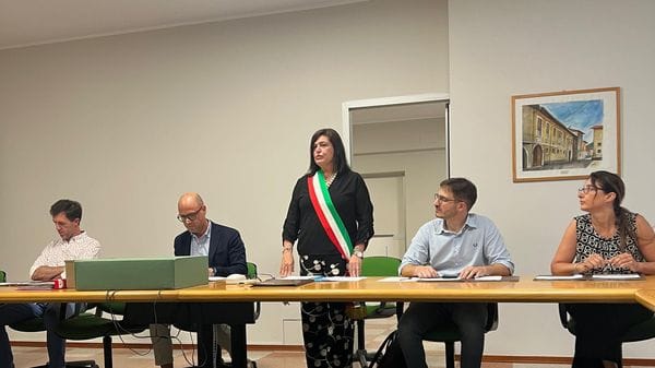 La sindaca di Montello, Elvira Borali, ritira le dimissioni