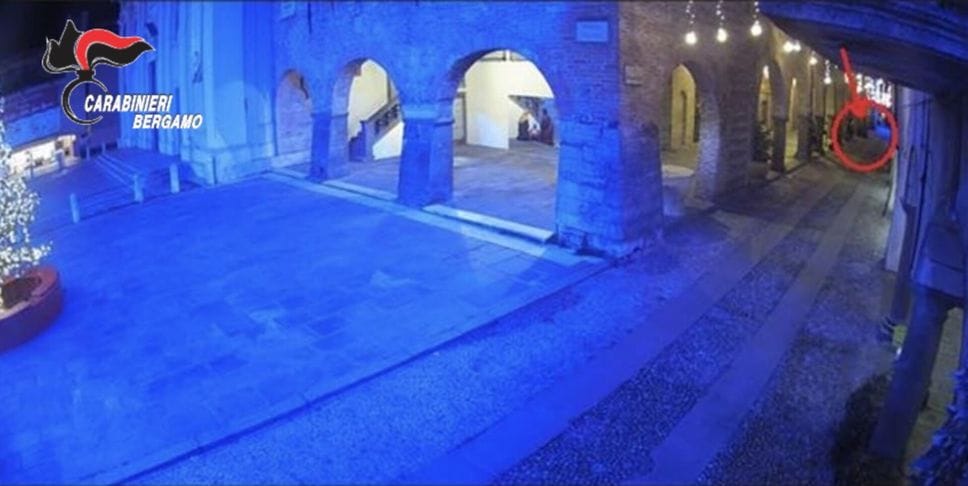 Romano, identificati i vandali della notte di Santa Lucia: sono due fratelli