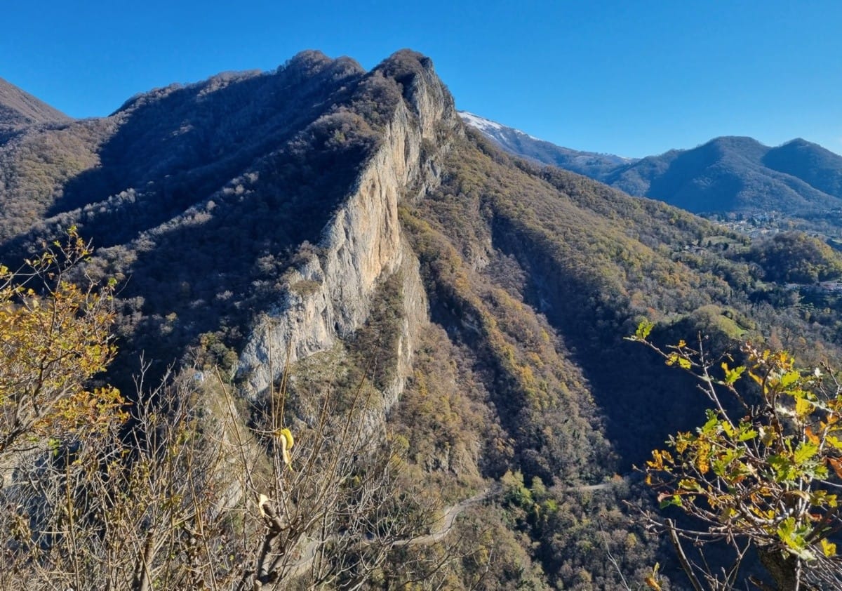 Da Rossino al Monte Spedone per i magnifici panorami della Val San Martino