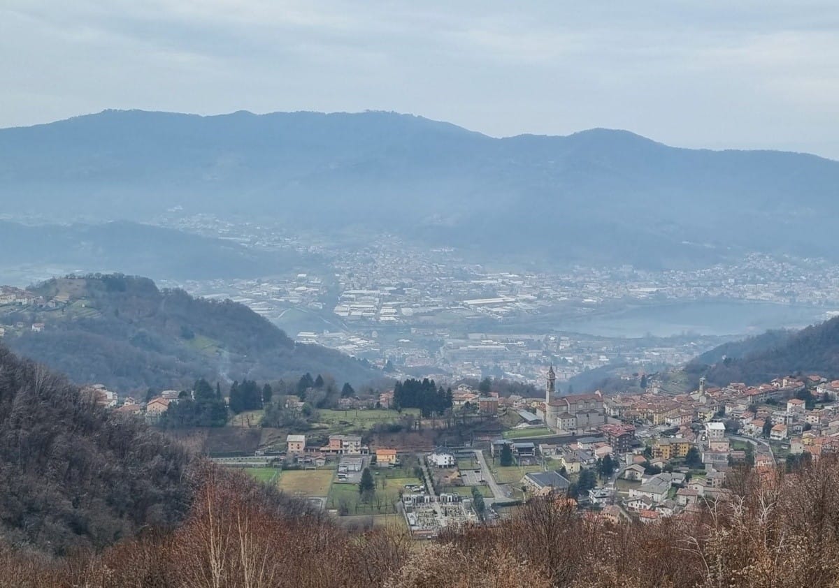 Da Rossino al Monte Spedone per i magnifici panorami della Val San Martino