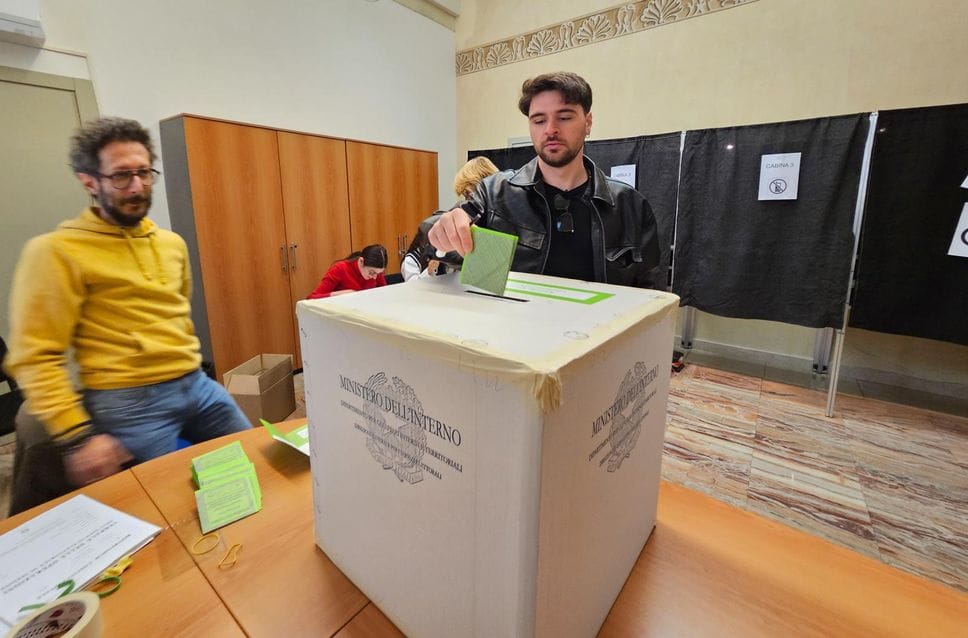 Referendum, seggi aperti: alle 12 l’affluenza al 18,87% in Bergamasca