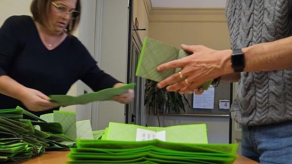 Referendum, affluenza record: Bergamo è la provincia più virtuosa in Lombardia - Le mappe interattive