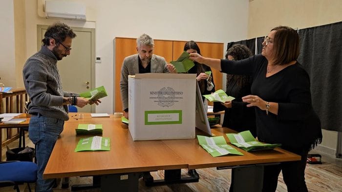 Referendum, in Italia vince il no. Anche a Bergamo città con il 54.2%. La provincia in controtendenza   La mappa con i risultati