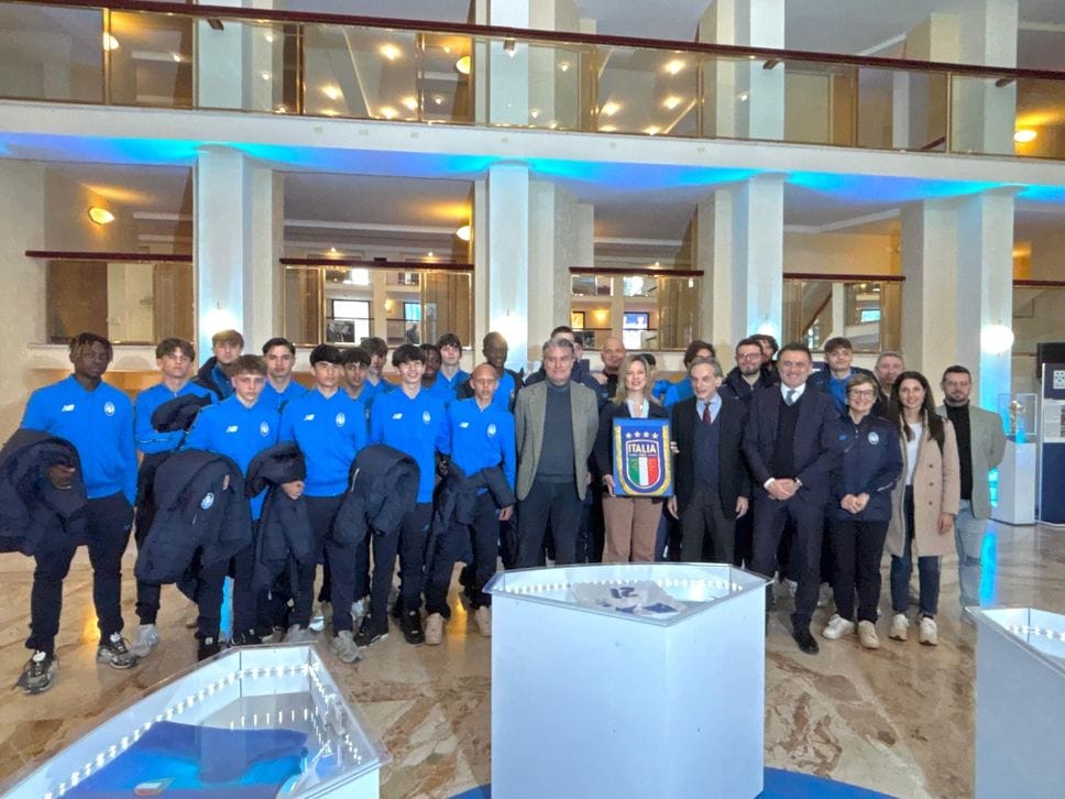 Aspettando la Nazionale, storia e trionfi azzurri in mostra al Donizetti - Le foto