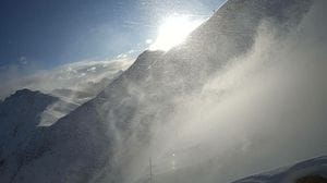 Meteo, forte vento in arrivo sulla Lombardia: raffiche fino a 70 chilometri orari