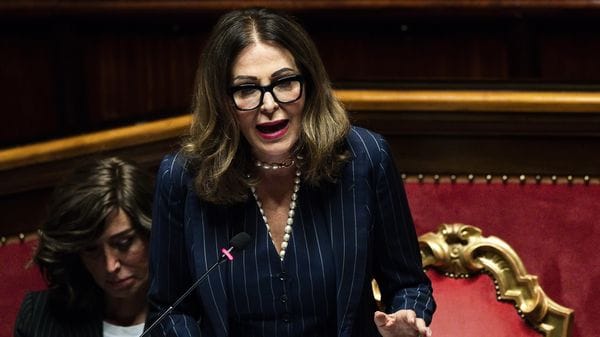 Qualcosa non torna nella logica politica