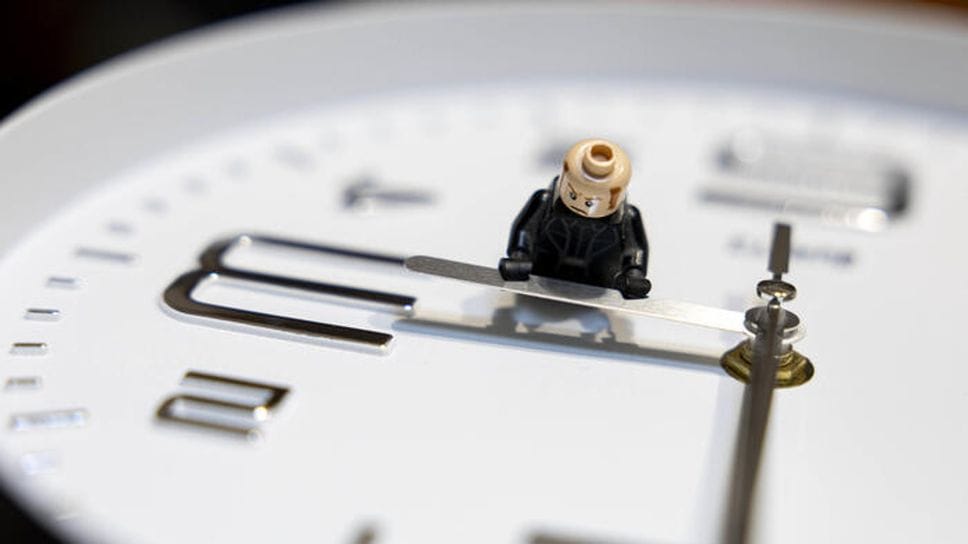 Ora legale, la notte tra sabato 28 e domenica 29 si dorme un’ora in meno