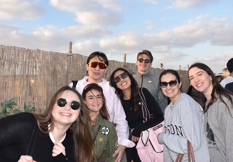 Il premio a Montecitorio e la tesi con lo scrittore Saviano: il talento e la tenacia di Sofia Mazza ora a Dubai