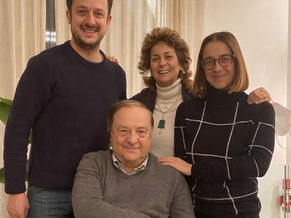 L’omaggio a Tentorio a Palazzo Frizzoni: tantissimi bergamaschi, la benedizione del Vescovo - Foto e video