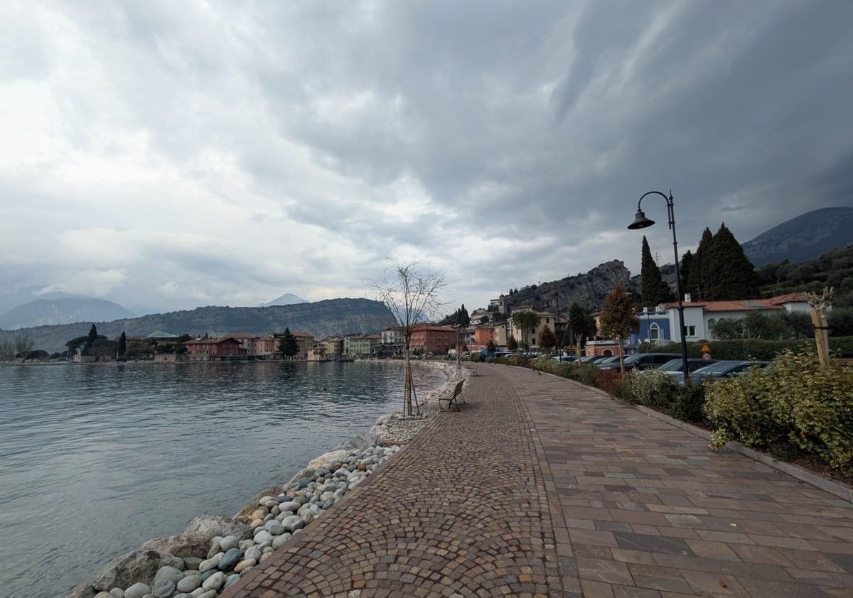 Una breve guida per esplorare il Lago di Garda su due ruote 