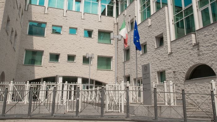 a villa d8217adda questa casa 232 uno stato a s233 militari cacciati in 4 a processo