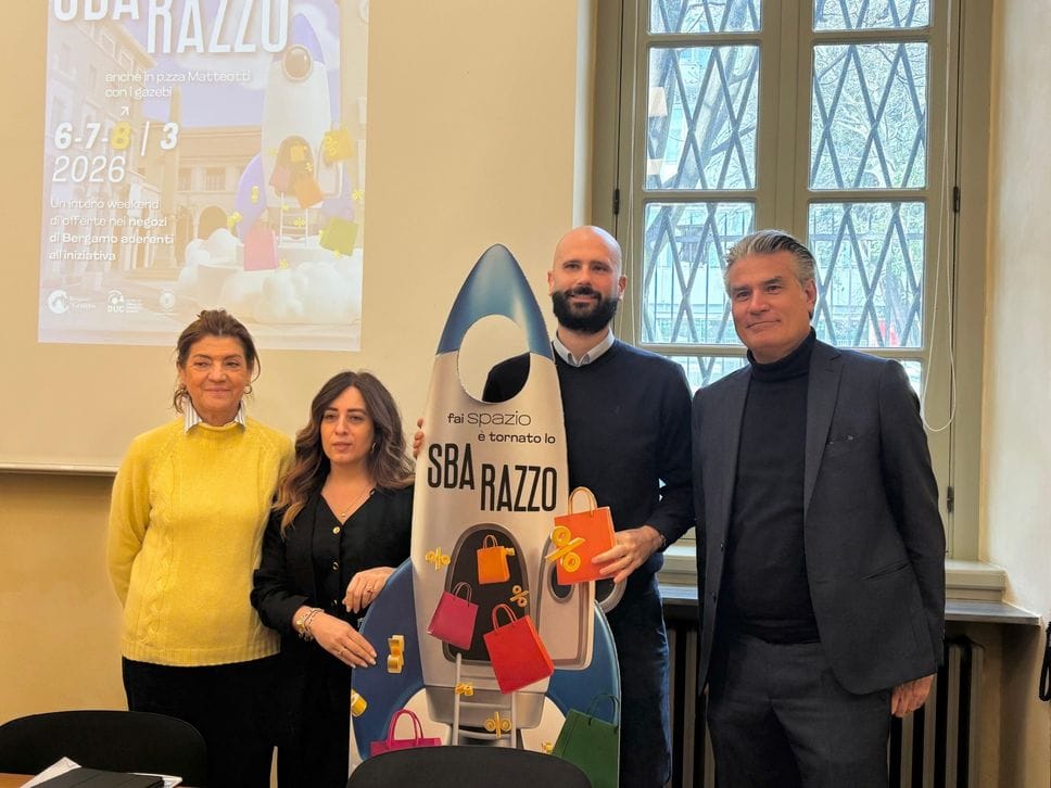 La presentazione dello Sbarazzo in Comune a Bergamo. Dal 6 all’8 marzo pressi super scontati in centro