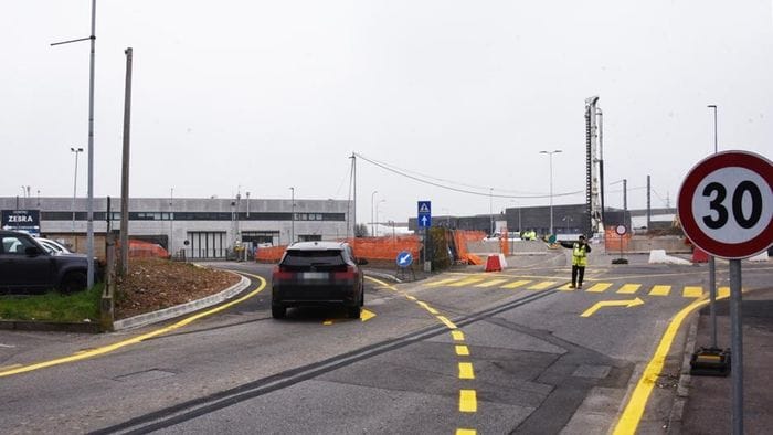 via fermi a curno pochi disagi con la nuova viabilit224 adesso pi249 cartelli da Ecodibergamo.it via fermi a curno pochi disagi con la nuova viabilit224 adesso pi249 cartelli