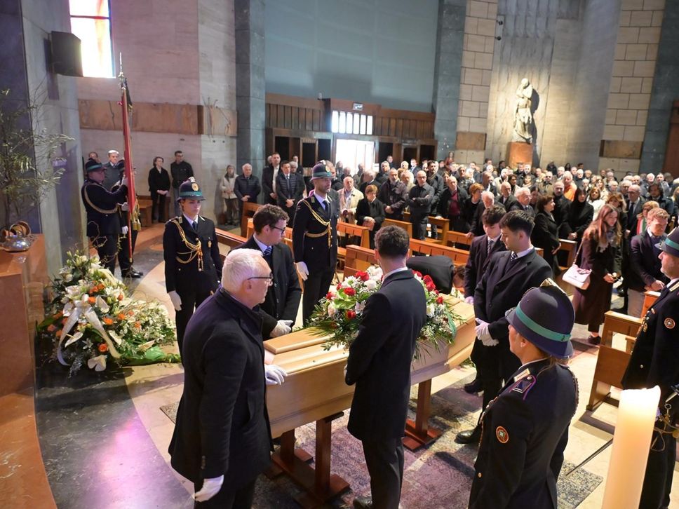 L’ultimo saluto a Franco Tentorio: «Esempio di amore, impegno e fede». Martedì la commemorazione a Palazzo Frizzoni