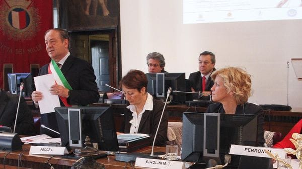 Oggi è il giorno dei funerali di Franco Tentorio, mercoledì la commemorazione nell’Aula consiliare