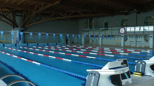 Nuoto libero e relax alle piscine Aquamore
