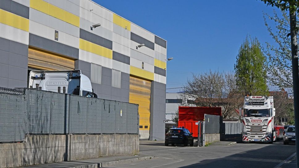 Pognano, operaio di 46 anni schiacciato da un macchinario: è grave