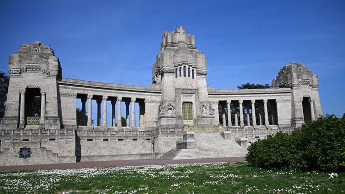 architetture della memoria sospese nel tempo