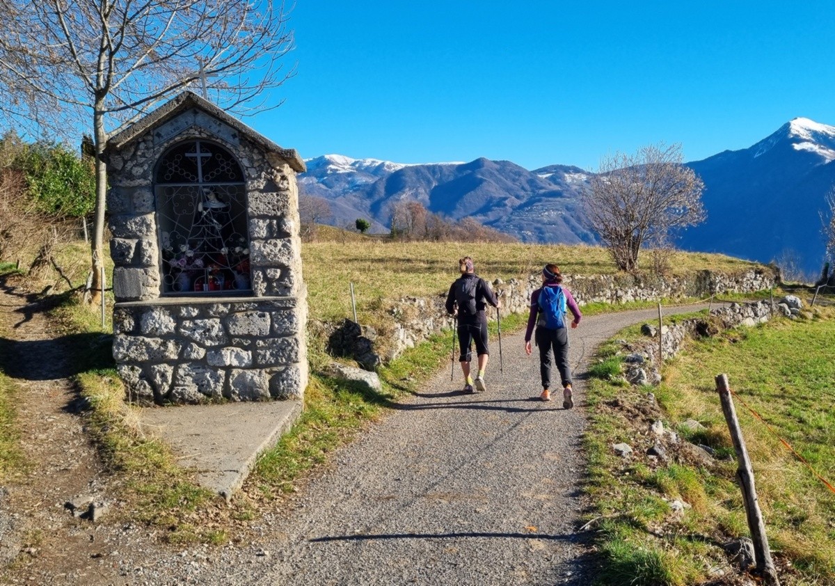 Scendendo a San Giovanni (sent. 552)