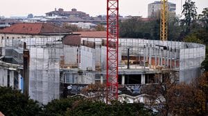 Il cantiere per la nuova Gamec, fermo dopo la rescissione del contratto con l’impresa