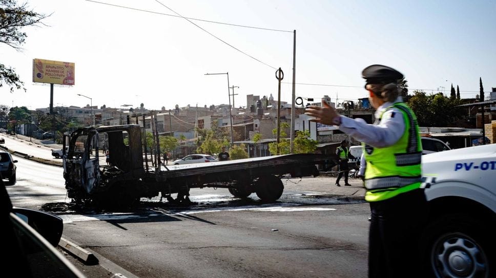 Una fotografia scattata da Emilio Previtali documenta i disordini dopo la morte di El Mencho