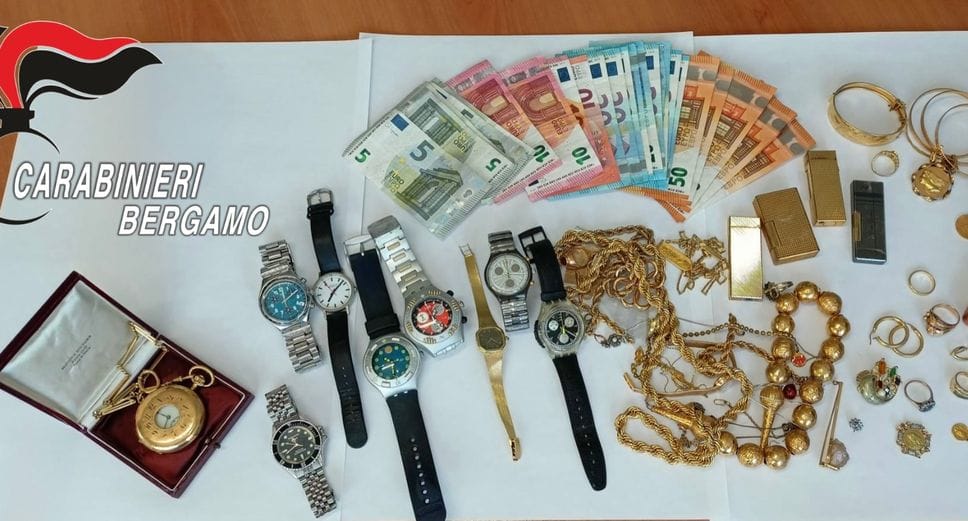 Truffa del «finto carabiniere», due anziane raggirate: arrestati i responsabili